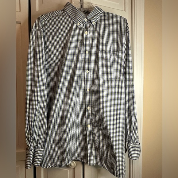 Jos. A. Bank men's button down shirt. Green and blue plaid. Tradtional fit. XL - Picture 2 of 5